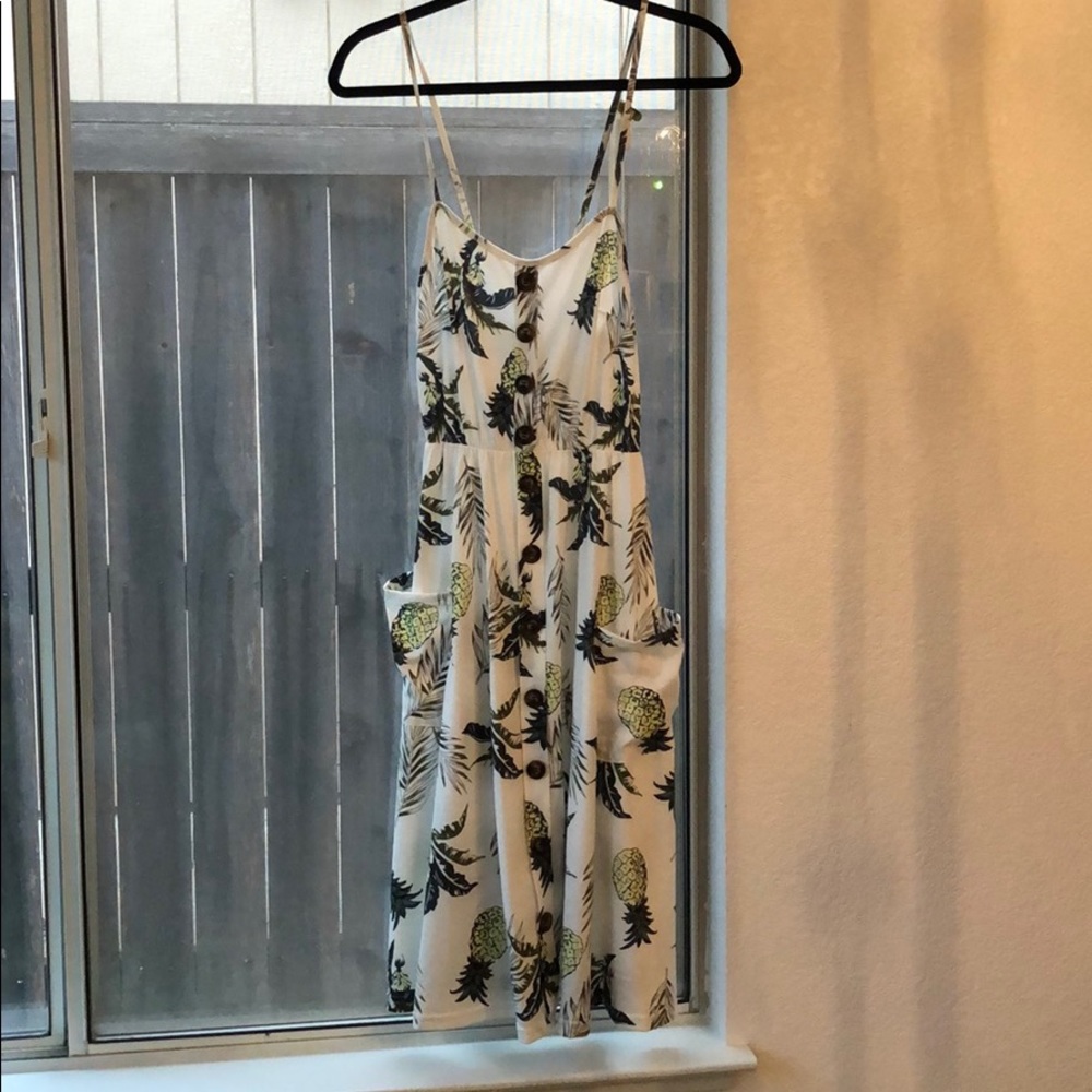 White button down dress brand new no tags small